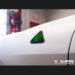  Alfa Romeo Giulia Quadrifoglio (QV) Fender Badge Cover Set - Carbon Fiber - Green Clover